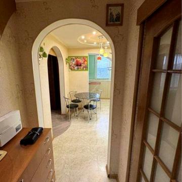 Продам 1 к квартиру. Капітальний ремонт. Мебель. Техніка.