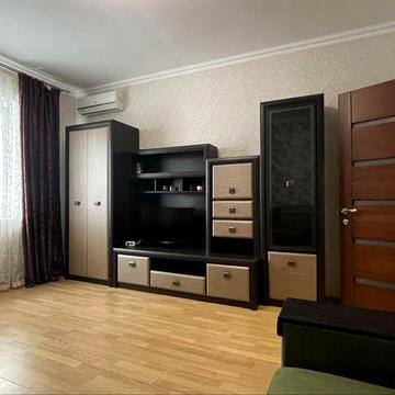 Здам однокімнатну квартиру в Центрі, автономка