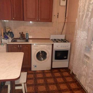 Продам 1 кв  9 мкр