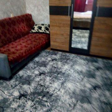 Здається 1-но кім.кв. на червонопільській 3а