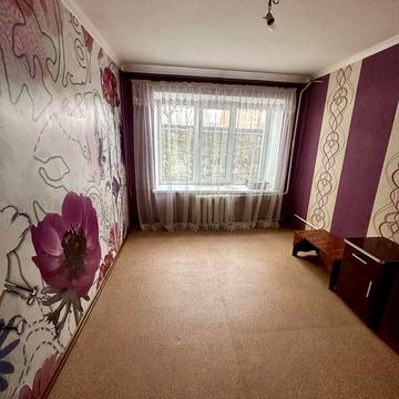 Продам 2 кімнатну квартиру.