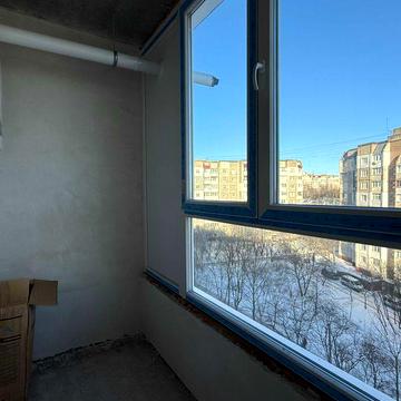 Новобудова біля озера, велика кухня та гарний будинок. ід 42507