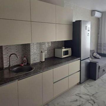 Сдам однокомнатную квартиру Фонтан/новострой