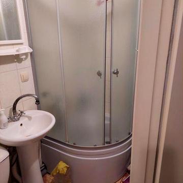 Сдаю однокомнатную квартиру в Октябрьском.