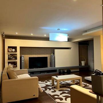 Продаж 4 кімнатной квартири Росвигово.