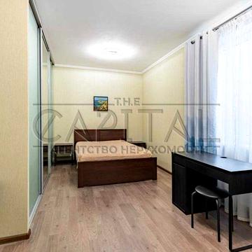 Продаж  Квартира  пер Тбіліський 1 Шулявка Київ