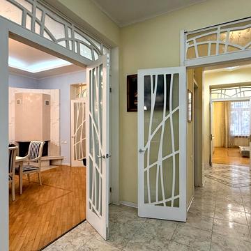 Французький бульв., 11а