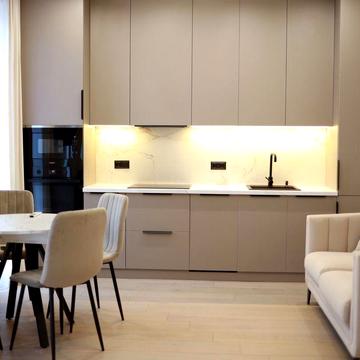 Продаж 1,5-кімнатної квартири з авторським ремонтом у ЖК «Квадрат» Жк Квадрат