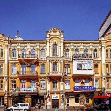 Центр Києва 100 м² дореволюційний будинок з ремонтом ЦЕНТР Печерський