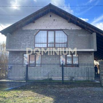 Продається будинок у м. Хуст