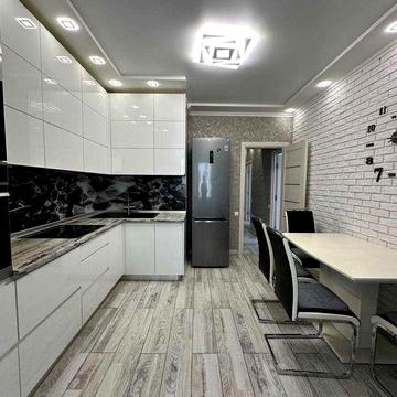 Продам красивую 2х ком квартиру с Евроремонтом на ул. Сахарова