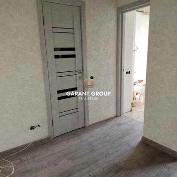 Двокімнатна квартира квартира з сучасним ремонтом