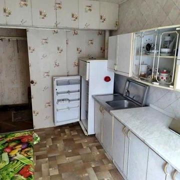 Продажться 1к квартира в центрі м.Заставна