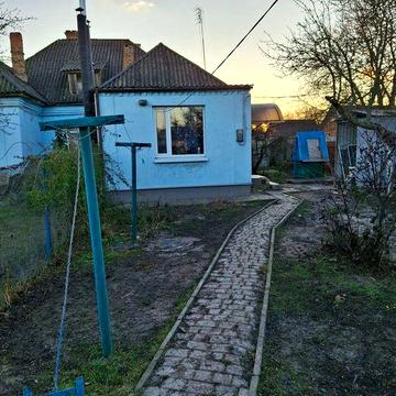 Автономна частина будинку в районі  залізничного вокзалу