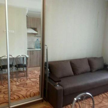 Сдам гостинку-студию в Центре