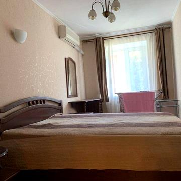 Здається 2 к кв, пр. Науки, район Терми, Нагорка