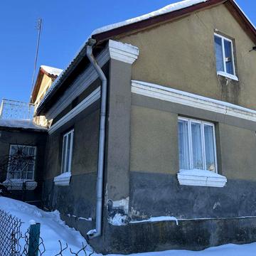 Продам цегляний будинок