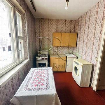 Продаж 1 кімн. квартири за адресою Райдужна 41