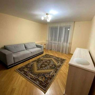 Здається в оренду 1-кімнатна квартира по вул. Рубчака.