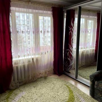 Продам 1к на ж/м Тополя