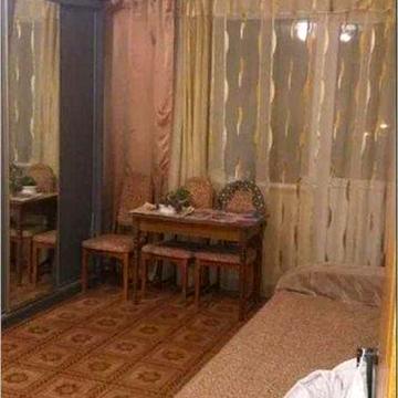 Продам 1к квартиру возле метро Левада