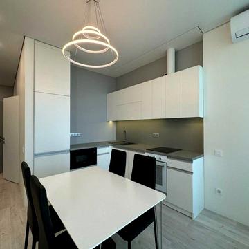 Берестейський просп. (Перемоги), 11