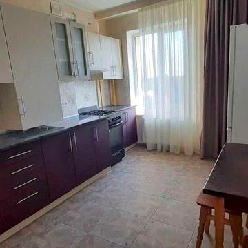 СВОЯ 1-кім в оренду в гарному комплексі. Генератор, соняч панелі МЕТРО