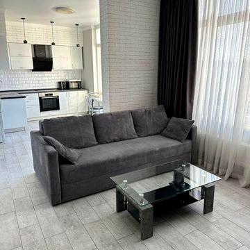 Сдам квартиру на Каманина. БЕЗ комиссии! До лета.