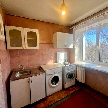 Продам 1 комнатную на Филатова/Черемушки.