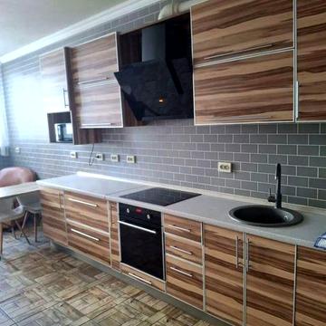 Квартира з ремонтом, вул. Драгоманова  2, Позняки