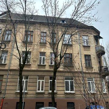 Продаж двокімнатної квартири