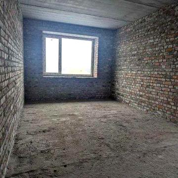 Продаж 1-кімнатної в новому будинку на Леваді.