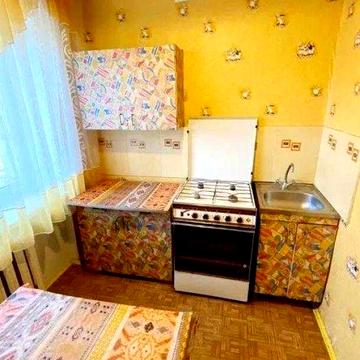 Продам 1-кімнатну квартиру.  ХТЗ. Пр-т Олександровський.