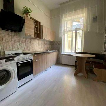 Оренда квартири у ближньому центрі.