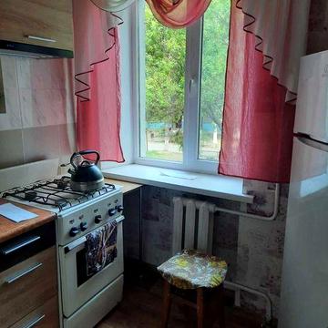 Продам 1 комнатную район "Старого парка"