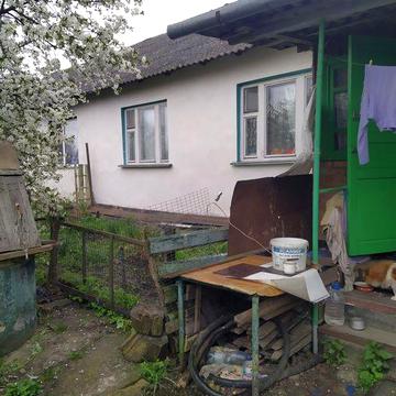 Продам квартиру в одноповерховому будинку на чотири окремі входи