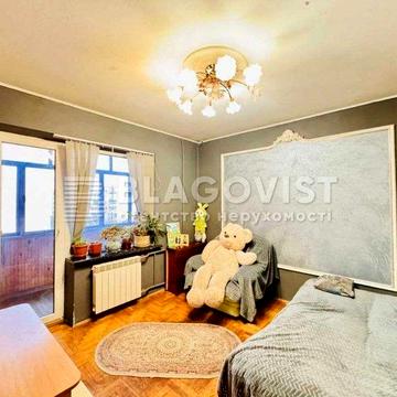 Продаж 3х кімнатної квартири Лівий берег метро Вирлиця Дарницький