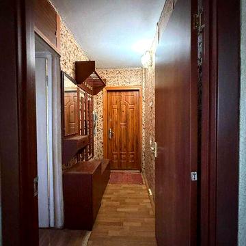 Продам 2 км квартиру  М. Героев труда, ул, Нескоренних