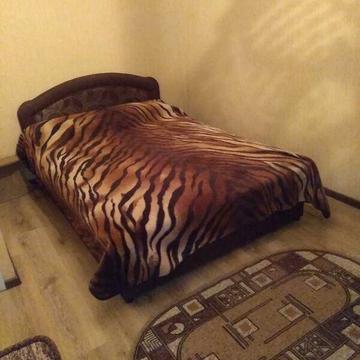 Довгострокова оренда 1к Квартира Драгоманова Михайла вулиця