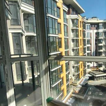 Продам БЕЗ КОМІСЇ 1 к квартиру зі зручним виїздом до Києва