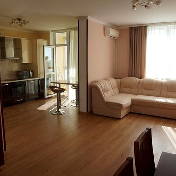 Авіаконструктора Ігоря Сікорського вул. (Танкова), 1