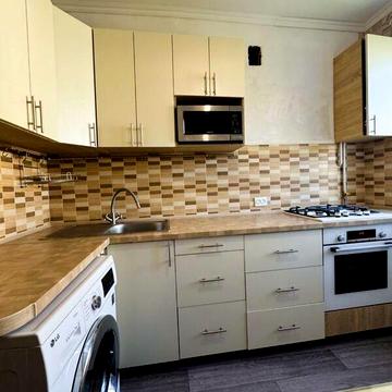 Довгострокова оренда 2к Квартира Антоновича Володимира вулиця