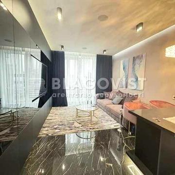 Продаж 2 кімнатної  квартири 65 кв.м  Саксаганського 37к  Royal Tower ЖК Royal Tawer