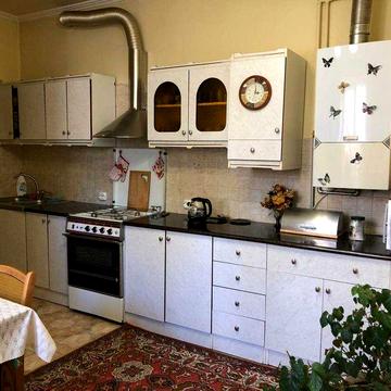 Продаж ексклюзивної просторої квартири по вул. Личаківська