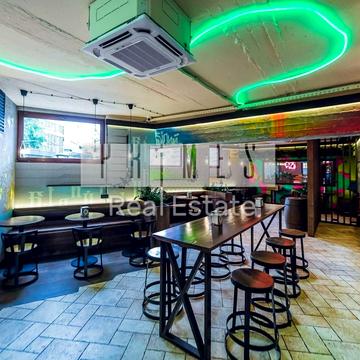 Львівська пл., 1-5