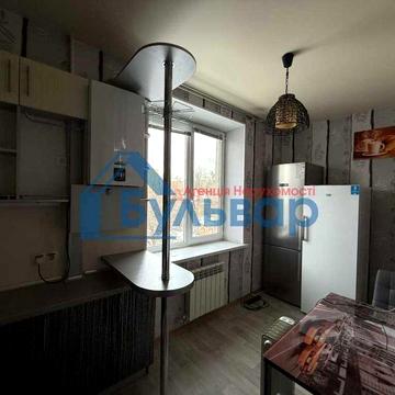 Центр | 2 кімнати | Автономка | Інвертор | меблі,техніка та гараж