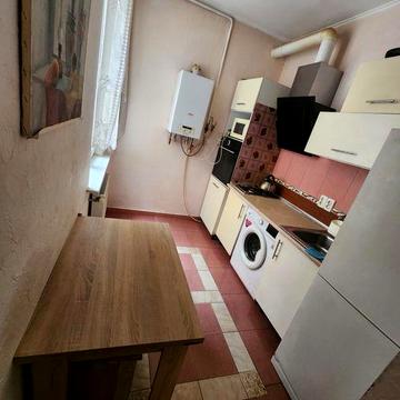 Сдам 3 комнатную квартиру в Центре/ Покровский переулок/ Свет есть все