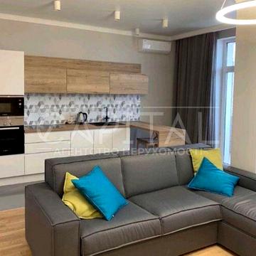 Аренда / Квартира / ул. Барбюса Анри, Печерск, г. Киев