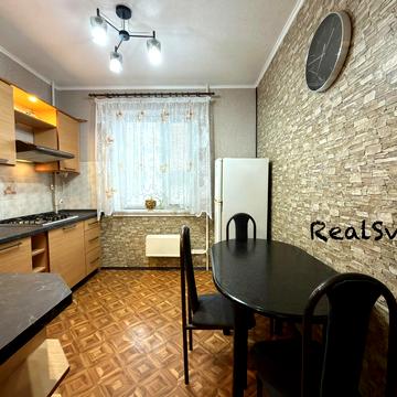 Милославська вул., 35