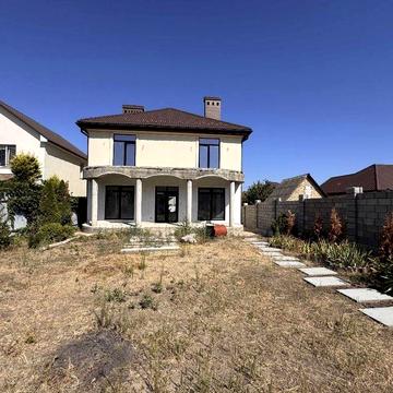 Продам капитальный дом в Червоном Хуторе с участком (215-970)